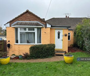 3 bedroom semi-detached house to rent - Photo 3