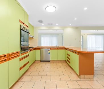 IDEAL FAMILY LIVING IN SOUGHT-AFTER WHEELERS HILL - Photo 5