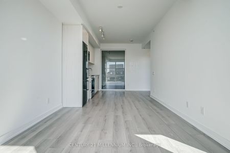For Lease - 1787 St. Clair Avenue Unit# 312, Toronto, Ontario - Photo 2