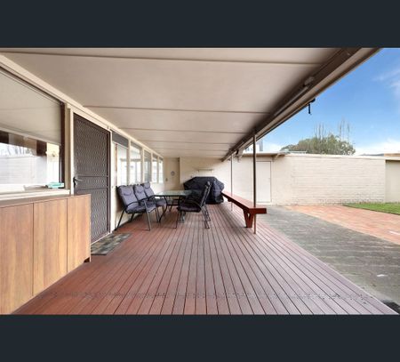 24 May St, Bentleigh East, Vic 3165 - Photo 3
