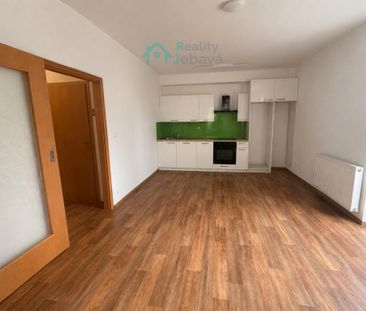 Pronájem bytu 3+kk 80 m2 - Fotografie 2