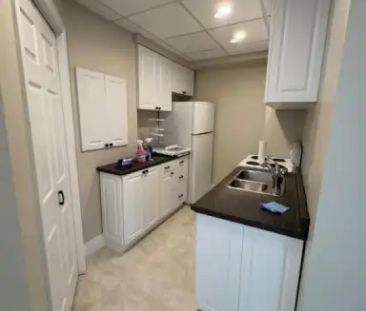 LOWER - 40 FARNCOMB CRESCENT | LOWER - 40 FARNCOMB CRESCENT, Clarin... - Photo 1