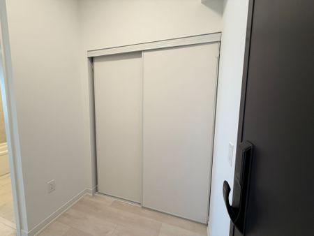 For Lease - 4878 Powers Common Unit# 325, Burlington, Ontario - Photo 3