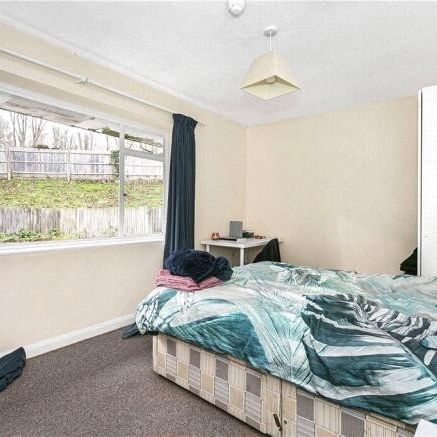 Guildford Park Avenue, Guildford , Surrey , GU2 - Photo 1