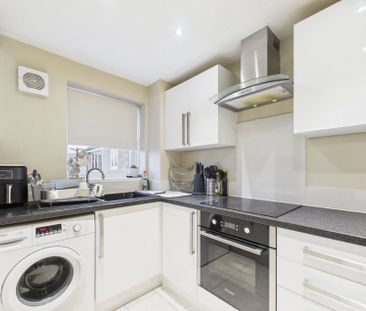 Redford Close, Feltham,TW13 - Photo 4