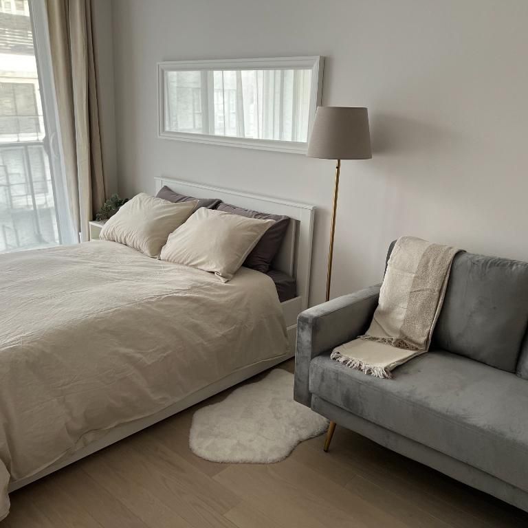 Griffintown PENTHOUSE Studio | Meublé + Tout Inclus - Photo 1