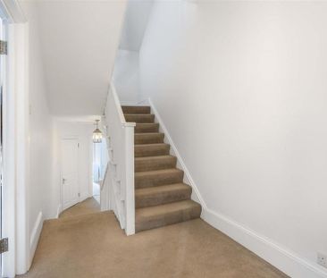 5 bedroom semi-detached house to rent - Photo 5