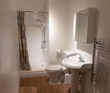 Belmont Road, Harrogate - Photo 1