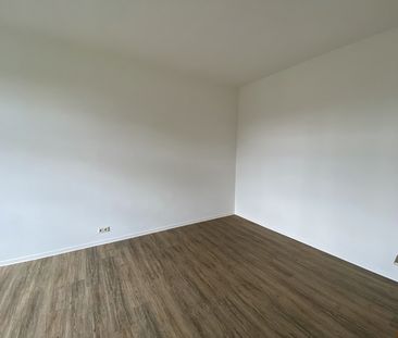 2-Raum-Wohnung mit Balkon zu vermieten - Foto 4