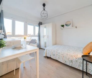 Carrer Terol, Valencia, Valencian Community 46008 - Photo 2