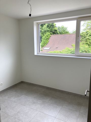 BEN-woning met 4 slaapkamers, terras en tuin - Photo 3