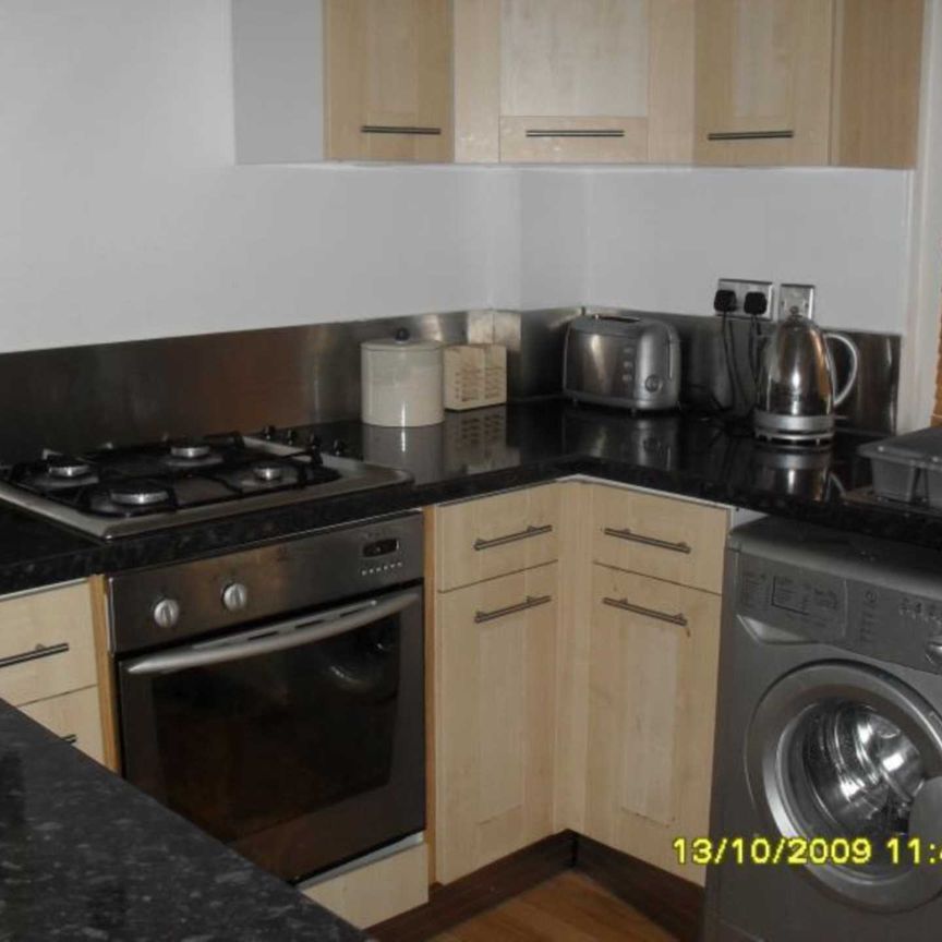 Price £1,440 pcm - Available Now - Furnished - Photo 1