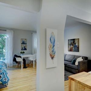 Loft entièrement meublé à louer Limoilou novembre 2025 - Photo 2