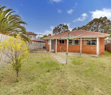 Charming 3 Bedroom Home in Dallas - Photo 2