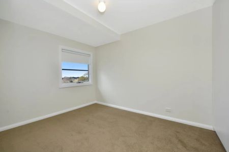 Centrally located unit - Photo 3