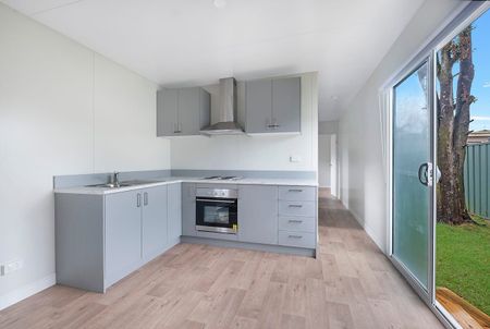 FULLY FENCED TWO BEDROOM GRANNY FLAT - Photo 2