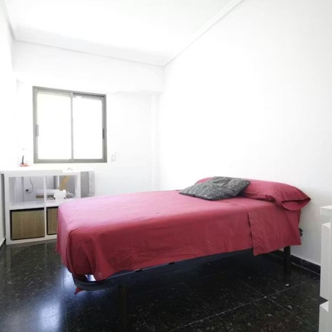 Calle de Alejandra Soler, Valencia, Valencian Community 46003 - Photo 1