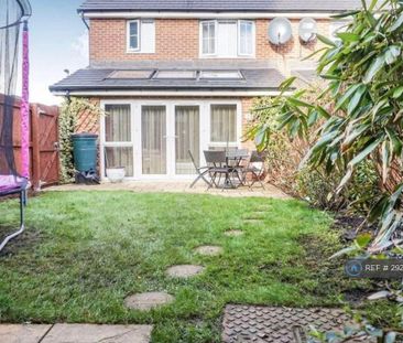 3 bedroom semi-detached house to rent - Photo 5