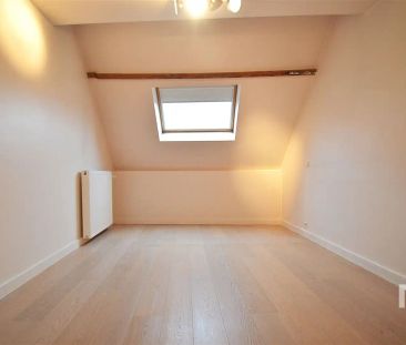 Ruim duplex appartement met garage te huur op toplocatie in Ieper - Photo 6