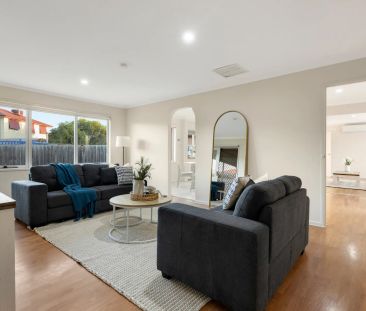 8 Wellington Court, - Photo 2