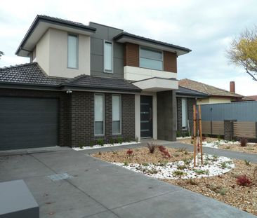 Style And Space! - Photo 5