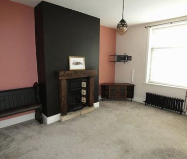 2 bedroom end of terrace house to rent - Photo 6