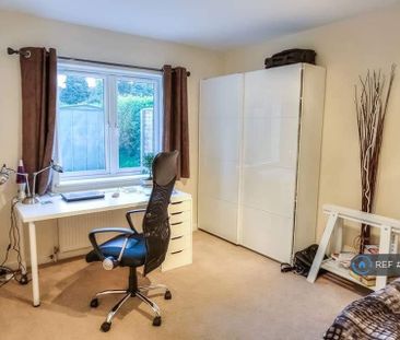 5 bedroom semi-detached house to rent - Photo 6