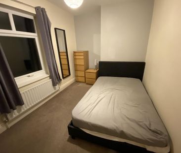 4 bedroom house share to rent - Photo 4