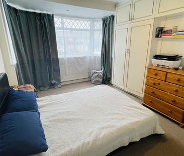 3 bedroom terraced house to rent - Photo 3