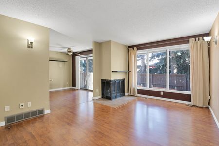 41 - 2323 Oakmoor Drive Southwest, Calgary - Photo 2