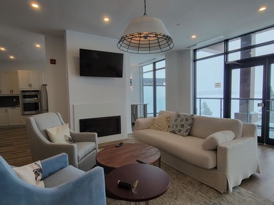 For Lease - 99 Louisa Street Unit# 201, Kawartha Lakes, Ontario - Photo 1