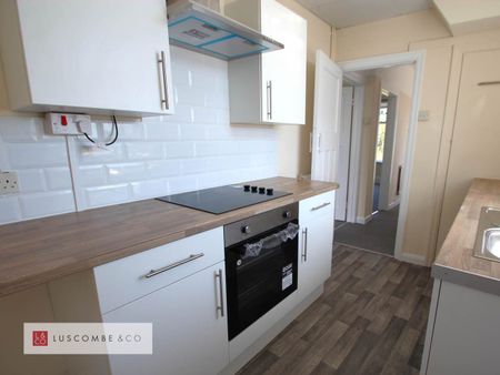 Beechwood Crescent - Photo 4