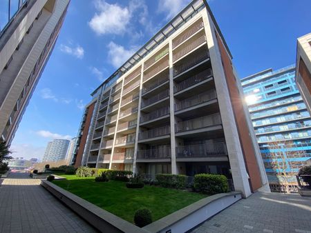 1 Bed Flat, Marmara Apartments, E16 - Photo 2