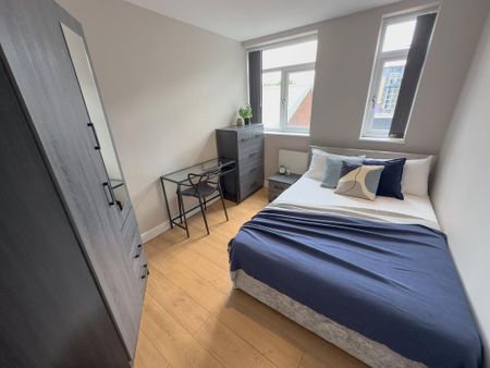 4 bedroom flat to rent - Photo 5