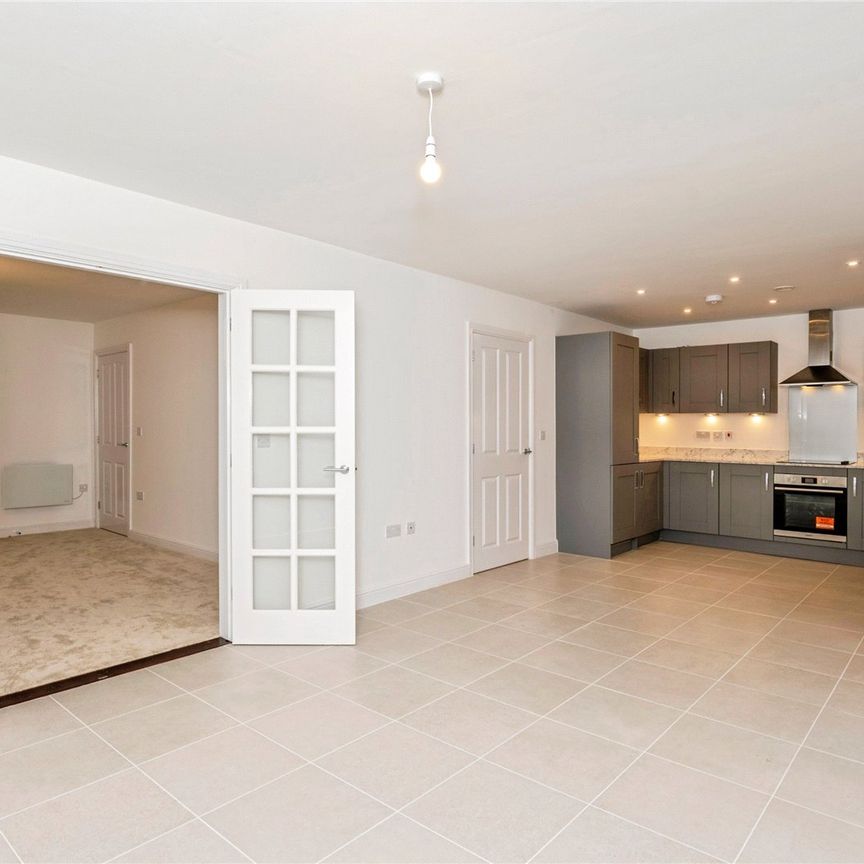 4 bedroom house to rent Primrose Way, Pershore, Worcestershire, WR10 - Photo 1