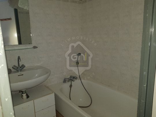 Dans résidence avec piscine Maison 2 pièce(s) avec jardin et place de parking, - Photo 1