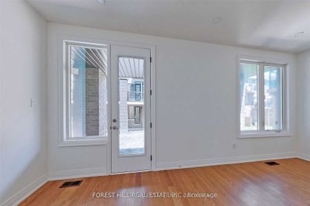 For Lease - 22 Banshee Lane, Richmond Hill, Ontario - Photo 3