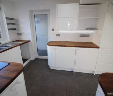 3 bedroom property to rent in Frome - Photo 4