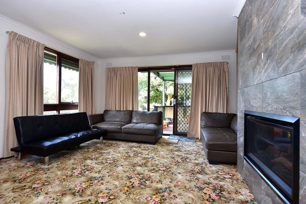 25 Silverton Drive, Ferntree Gully - Photo 1
