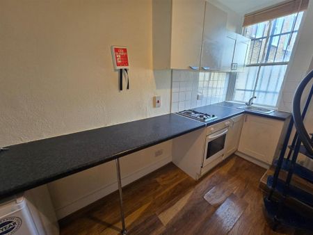 Studio to rent - Photo 4