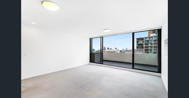 Expansive and Elevated 3-Bedroom Penthouse - Photo 1