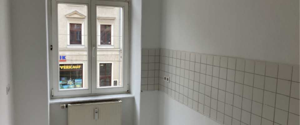 Helle Jugendstil 2-Zimmer Wohnung mit Loggia, 1. OG - Photo 1