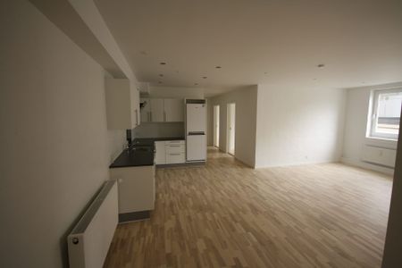 Stor 4 værelses lejlighed er nu til leje i Viborg - Photo 2