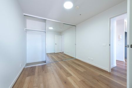 5412/185 Weston Street, Brunswick East VIC 3057 - Photo 2