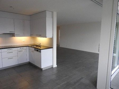 Grosszügige 4.5-Zimmerwohnung - Photo 4