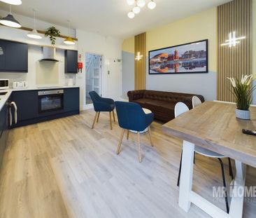 5 bedroom terraced house to rent - Photo 4