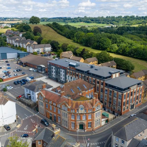 Sherborne Road, Yeovil, Somerset - Photo 1