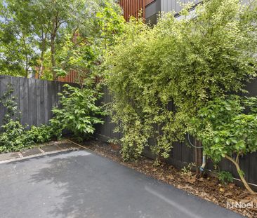 1/19 Bourke Street, RINGWOOD - Photo 1