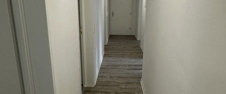 Erstbezug nach Sanierung ! Wunderschöne 4 Zimmer-Wohnung. - Foto 1