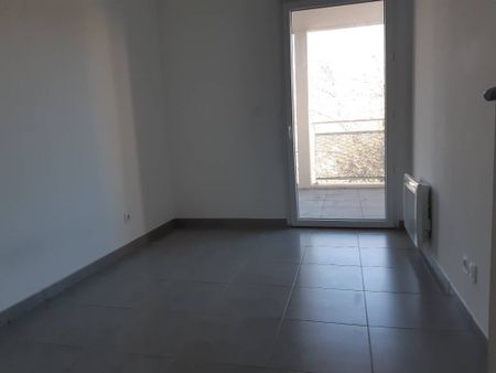 Location appartement 3 pièces 61.03 m² à Roquevaire (13360) - Photo 2